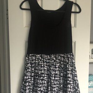 Black and White Printed Dress